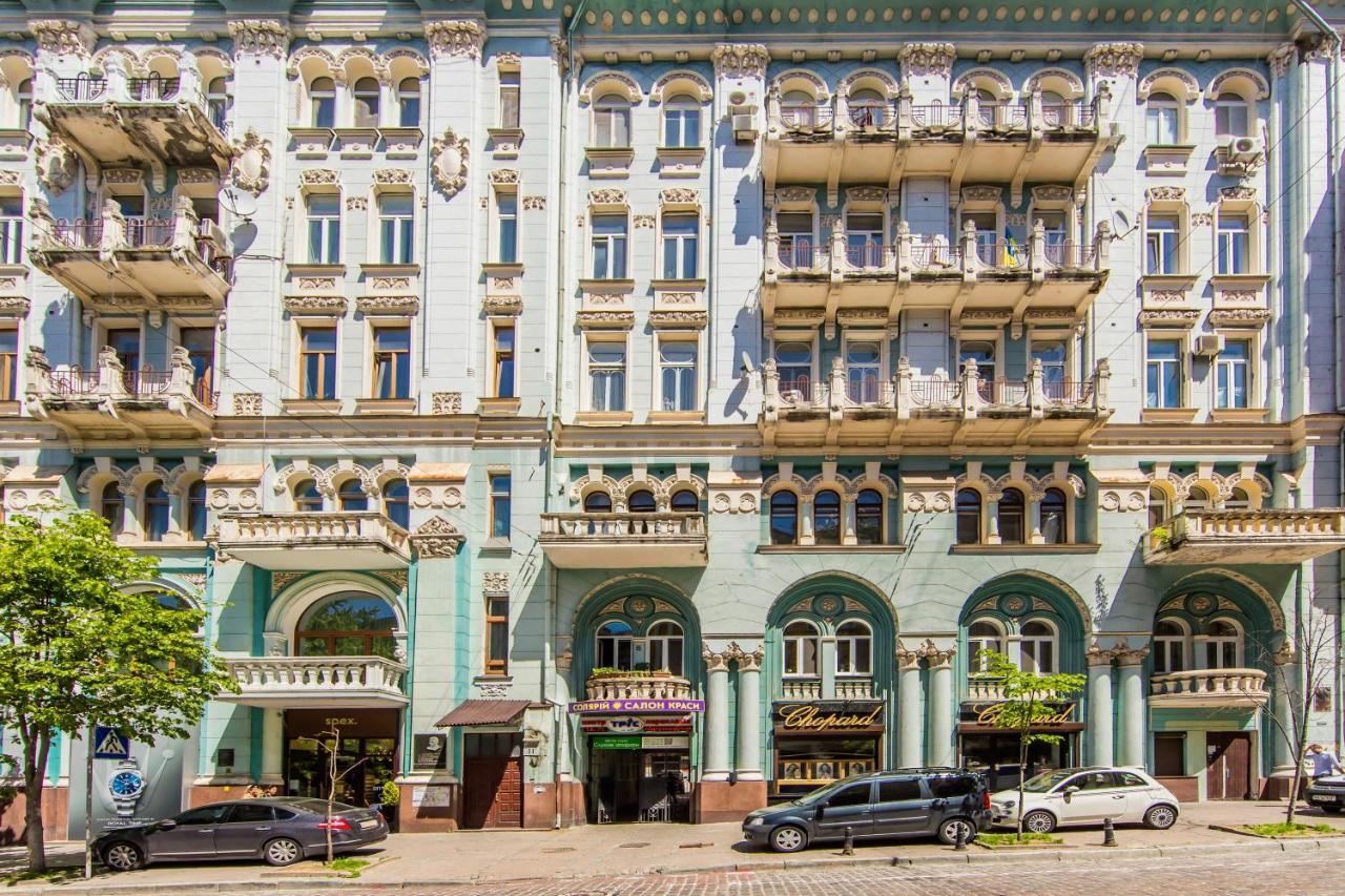 2К Квартира Поруч Із Майданом Незалежності Kiev Luaran gambar